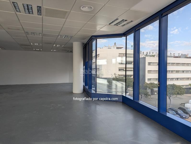 Foto 2238195d-6d37-408c-b289-962fdd7bbc97. Bureau dans dels vents 9 dans Montigalà Badalona