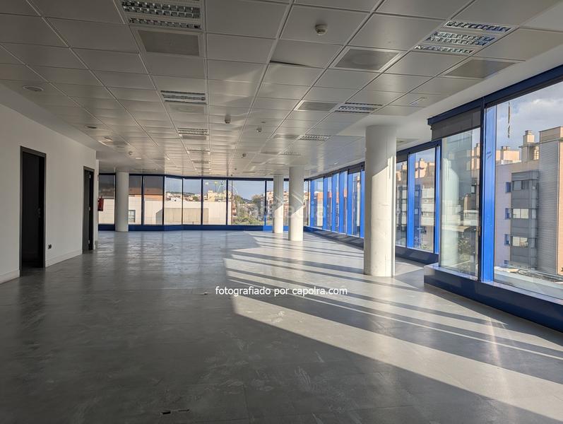 Foto 65ab040a-9049-4622-9104-104cb6cba0c4. Bureau dans dels vents 9 dans Montigalà Badalona