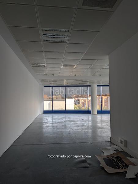 Foto 719cb9a8-cbdc-4f79-9464-6fcd8aff14da. Bureau dans dels vents 9 dans Montigalà Badalona