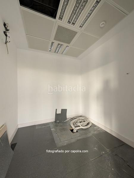 Foto 82b227ca-a4b9-4700-9fff-1436ceb70a1b. Bureau dans dels vents 9 dans Montigalà Badalona