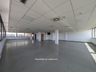 Miete Büro in Blasco de garay 55. Oficina en edificio de oficinas en sant just desvern