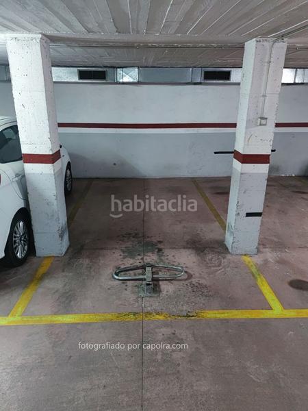 Foto 0415e08a-98bd-4a9f-9fdd-b174fdc12fd6. Parking coche plaza de garaje en venta en la calle repartidor para coche pequeño en Barcelona