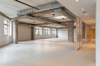 Rent Office space  De la zona franca. Despacho en alquiler en el paseo de la zona franca junto nueva á