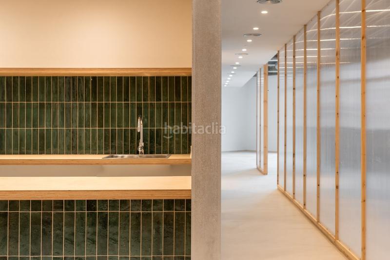 Foto 1181abb5-f124-48a4-bf6c-2e0c9ae53357. Location bureau avec chauffage dans La Marina del Port Barcelona