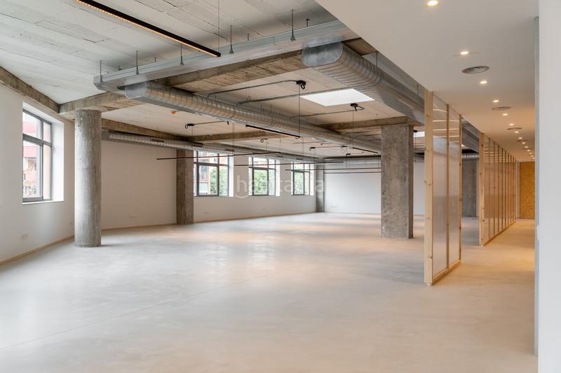 Foto 1bf9b472-5bfd-4f71-822c-3e30b92a1ca2. Location bureau avec chauffage dans La Marina del Port Barcelona