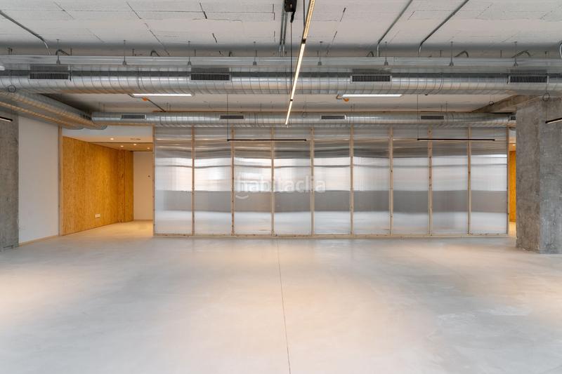 Foto 1e8bbb25-a0db-481d-a702-2df170a9d288. Location bureau avec chauffage dans La Marina del Port Barcelona