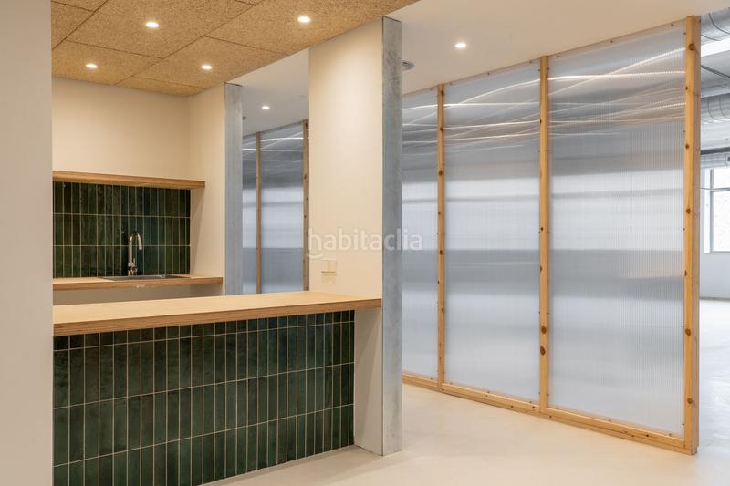 Foto d833e365-88b4-4fdd-8ac9-4a171e7228e4. Location bureau avec chauffage dans La Marina del Port Barcelona