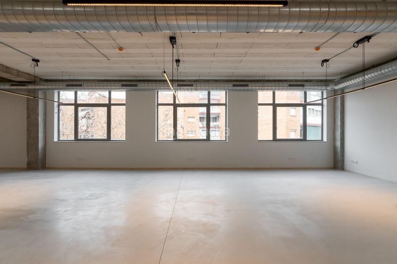 Foto f417fa86-e50e-4ab1-b719-f65ebe7bf253. Location bureau avec chauffage dans La Marina del Port Barcelona