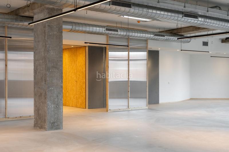 Foto 260b4c64-7b55-42fe-9638-cf1b78055c70. Miete büro mit heizung in La Marina del Port Barcelona
