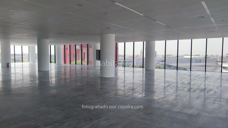 Foto 39290b76-a979-4745-a3e0-a3bf36fc26f4. Affitto ufficio con riscaldamento in Santa Eulàlia Hospitalet de Llobregat (L´)