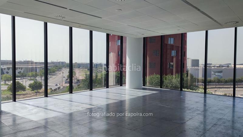 Foto 3bfba26d-15ee-4046-bd2d-f72bcc086707. Miete büro mit heizung in Santa Eulàlia Hospitalet de Llobregat (L´)