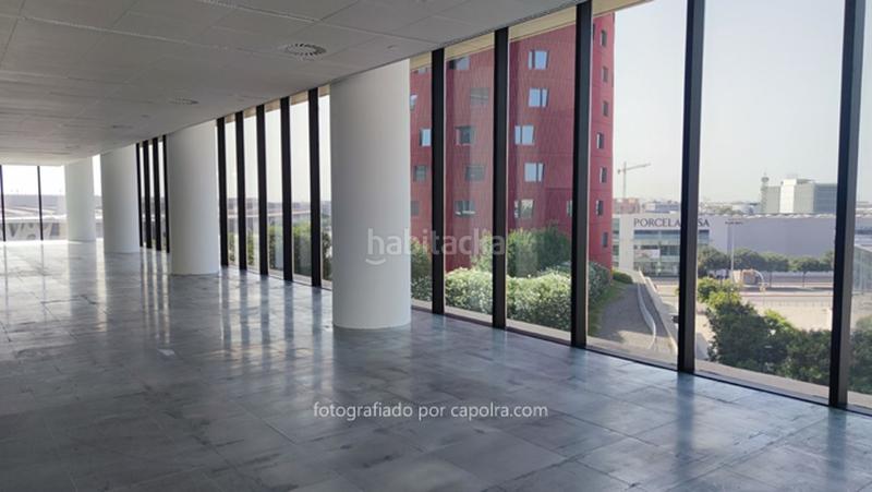 Foto a538b24f-a39f-417f-8976-d50d58193e89. Miete büro mit heizung in Santa Eulàlia Hospitalet de Llobregat (L´)