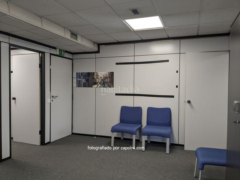 Foto 30c1d851-f1f9-4956-9fe0-761f731031dc. Location bureau dans frederic mompou 3 dans Centre Sant Just Desvern