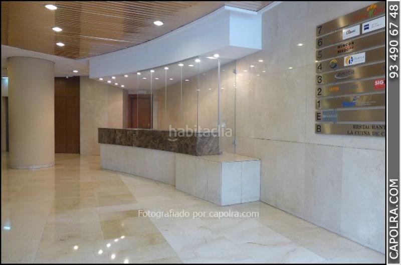 Foto a19a0b09-87c7-4d00-861d-47cf59f8707a. Location bureau dans frederic mompou 3 dans Centre Sant Just Desvern