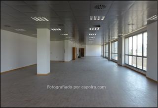 Alquiler Oficina en Les Planes. Oficina junto a tv3