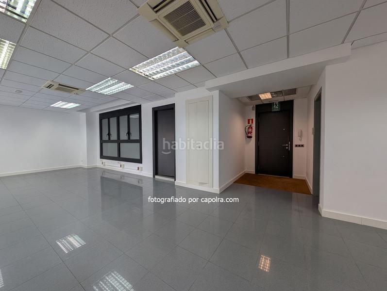 Foto 59faa371-3981-4d9b-8464-48d4da9ac4e0. Rent office space with heating in Sant Ramon - Maternitat Barcelona
