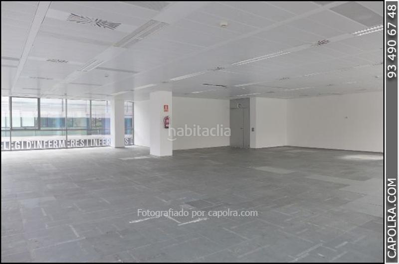 Foto b3cef8ff-3674-478f-9a72-71e354bb58f6. Miete büro mit heizung in Diagonal Mar i el Front Marítim del Poblenou Barcelona