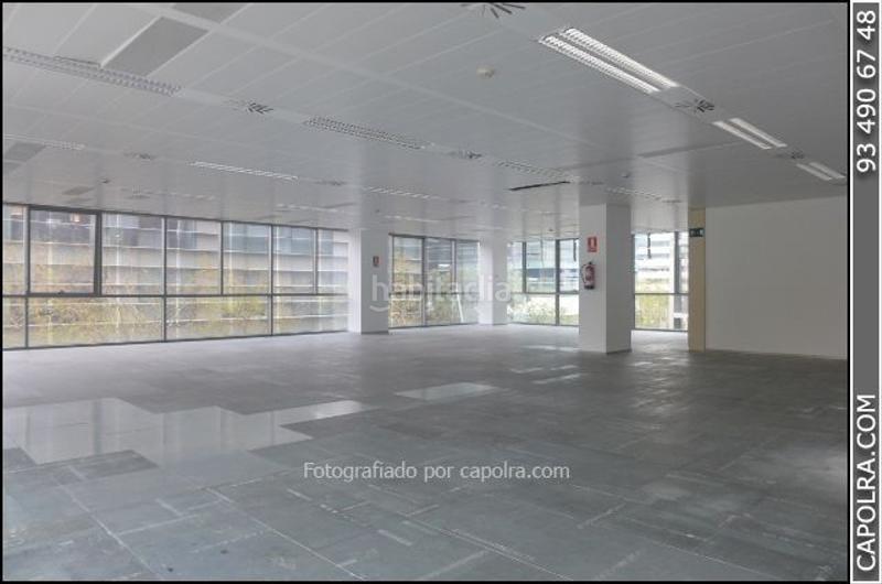 Foto 83998f24-8f57-4af2-a1e0-7764450fe870. Rent office space with heating in Diagonal Mar i el Front Marítim del Poblenou Barcelona