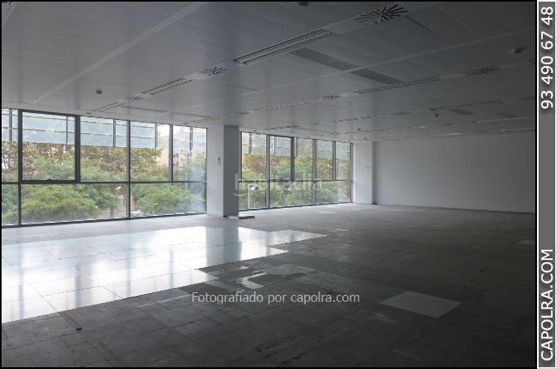 Foto c040a162-9ffd-4b53-9e2e-4e63b5b0f29d. Rent office space with heating in Diagonal Mar i el Front Marítim del Poblenou Barcelona