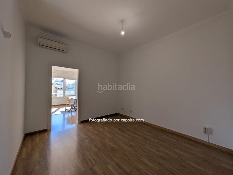 Foto 0c0d6891-b865-4a53-be9a-2dd261612b4b. Location bureau avec chauffage dans Dreta de l´Eixample Barcelona