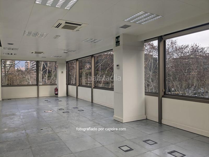 Foto 7586757d-a5c3-4d5f-baaf-d9d0bc758aba. Location bureau avec chauffage dans Barri de les Corts Barcelona