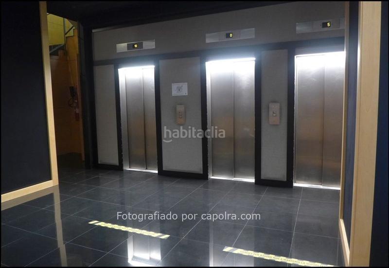 Foto b62d36d1-84e8-4b5f-aa4d-7a0b45356439. Location bureau avec chauffage dans Barri de les Corts Barcelona