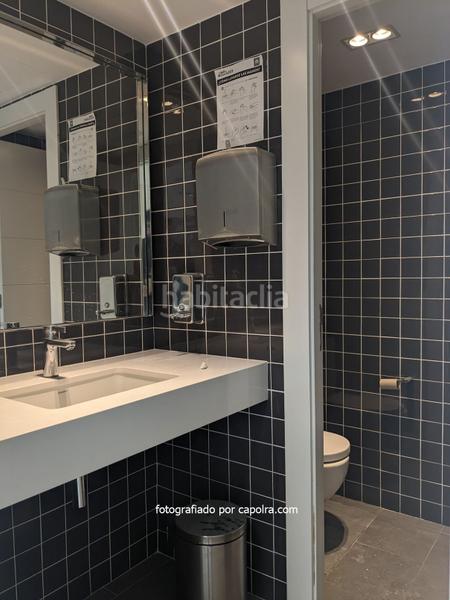 Foto fe0d4222-cbdf-49d5-8e32-f145c8532202. Rent office space with heating in Barri de les Corts Barcelona