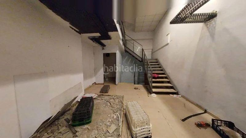 Foto bc0b3ff1-8f5b-4b85-978b-54ef3846a79c. Locale commerciale in Vila de Gràcia Barcelona