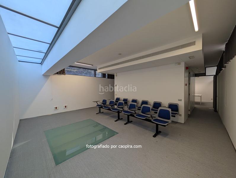 Foto 445b715a-cdb5-4b1a-941f-111a24767a96. Lloguer oficina a doctor carulla 40 a Tres Torres Barcelona