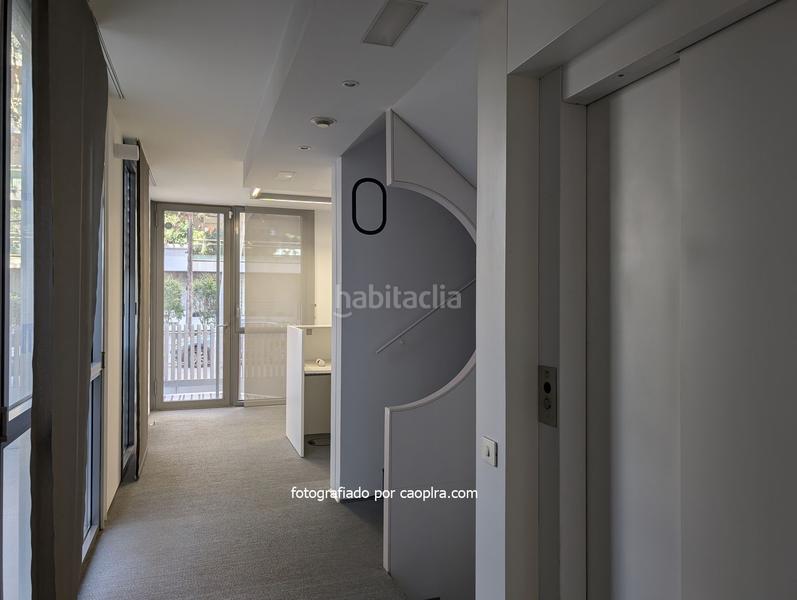 Foto d270fc1e-7c67-45da-8775-fc63a86e2423. Lloguer oficina a doctor carulla 40 a Tres Torres Barcelona