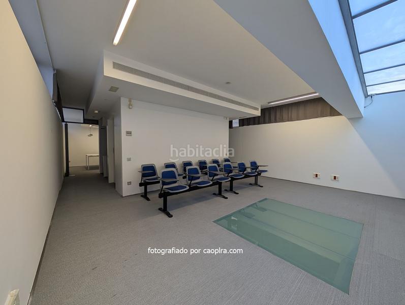 Foto f2a2f6bd-69a1-49ff-acd2-4a777c8ead11. Lloguer oficina a doctor carulla 40 a Tres Torres Barcelona