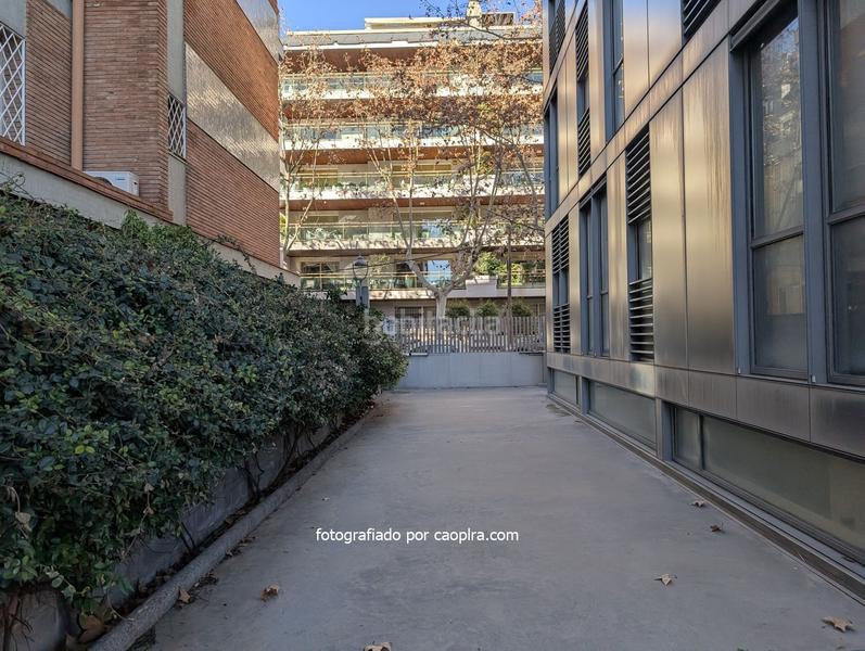 Foto c5fe2758-ca4c-4057-9059-de200e50f9dc. Location bureau dans doctor carulla 40 dans Tres Torres Barcelona