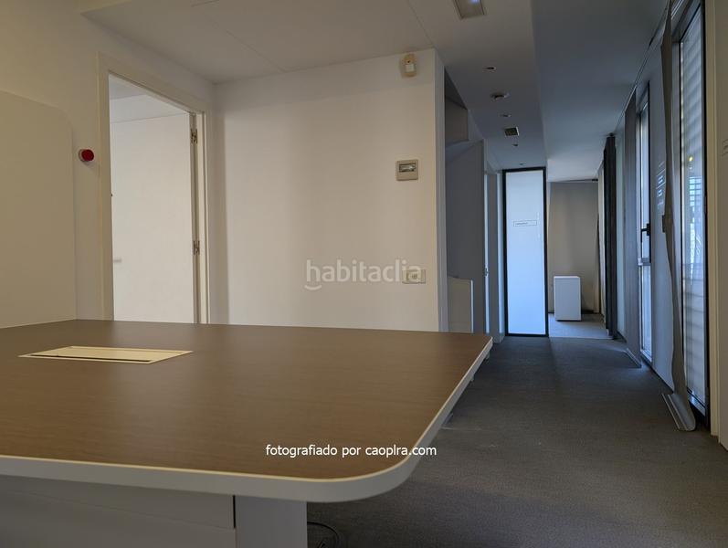 Foto da8f35e2-4b38-46e7-be70-4740b129fe35. Location bureau dans doctor carulla 40 dans Tres Torres Barcelona