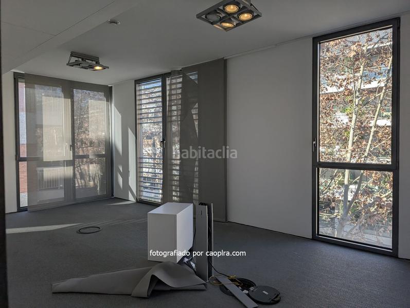Foto e32099e4-4b33-4234-9259-65aad453d287. Location bureau dans doctor carulla 40 dans Tres Torres Barcelona
