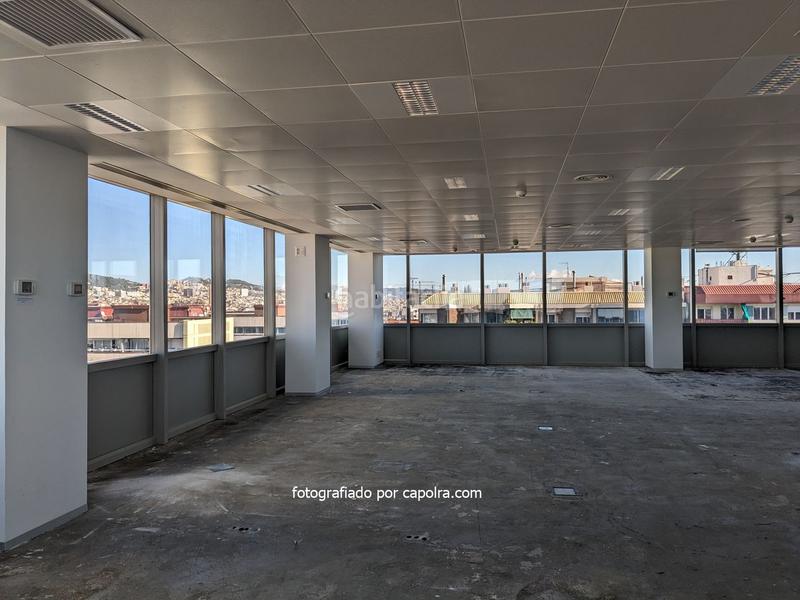Foto 128ff4c9-173b-4a50-af83-9c4ec97ad4bb. Rent office space with heating in Hostafrancs Barcelona