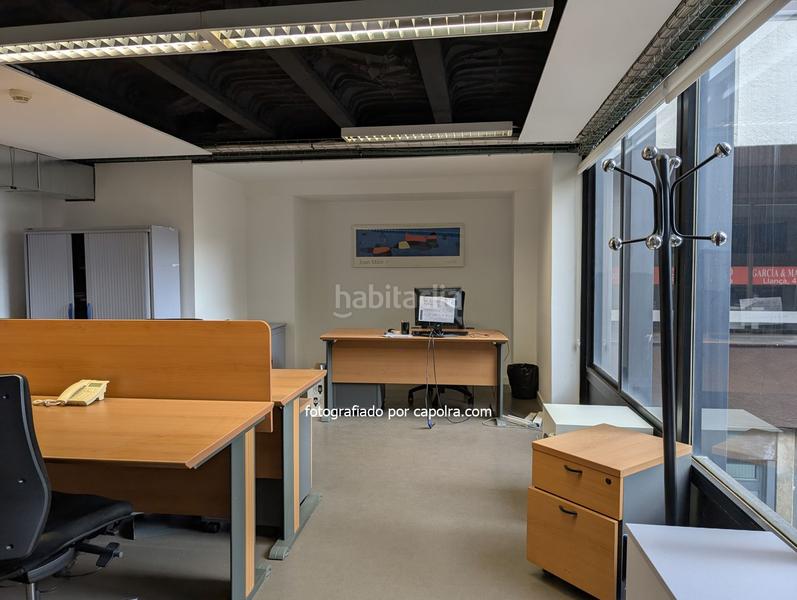 Foto 547f4b8b-47c8-440a-b194-e01237423ea4. Bureau avec chauffage dans La Nova Esquerra de l´Eixample Barcelona