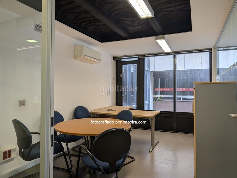 Foto b7431988-2082-4ab9-9edf-0082f4000d86. Bureau avec chauffage dans La Nova Esquerra de l´Eixample Barcelona