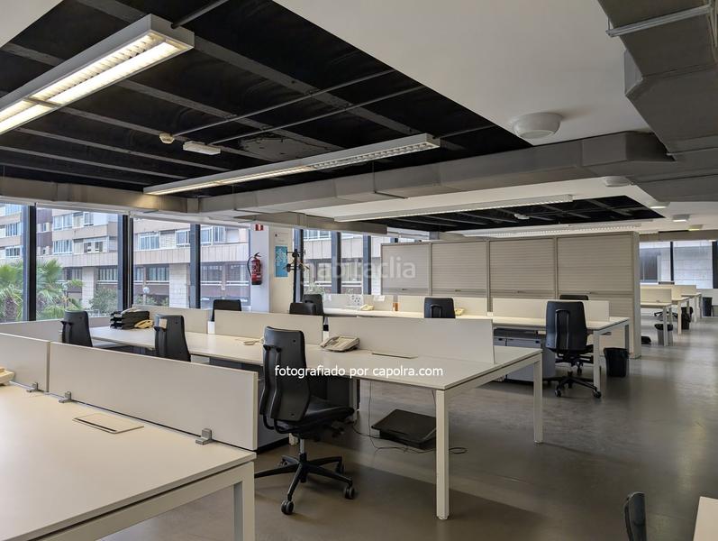 Foto de482af2-ac6b-4a76-8ee4-5479073444aa. Bureau avec chauffage dans La Nova Esquerra de l´Eixample Barcelona