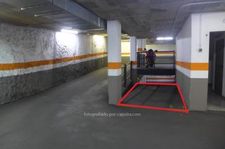 Autoparkplatz  Sant joan. Plaza de parking con fácil acceso en passeig sant joan con conse