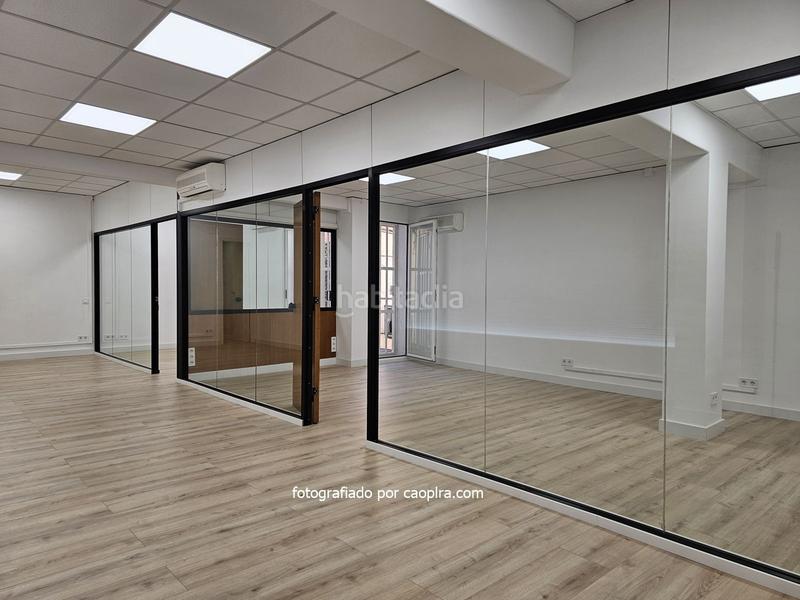 Foto c459e177-453c-4645-80c5-4268bcb9939c. Oficina a Putget - Farró Barcelona