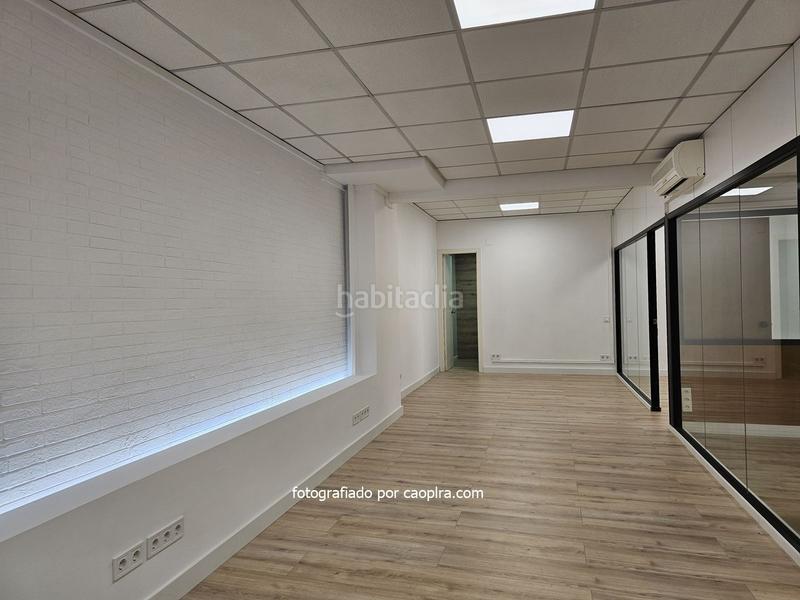 Foto caeaeaf4-75ae-49fc-8e73-085db68552b3. Oficina a Putget - Farró Barcelona