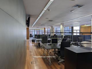 Oficina  Carrer d'aragó. Oficina en venta en la calle aragón de casi 1.000 m²