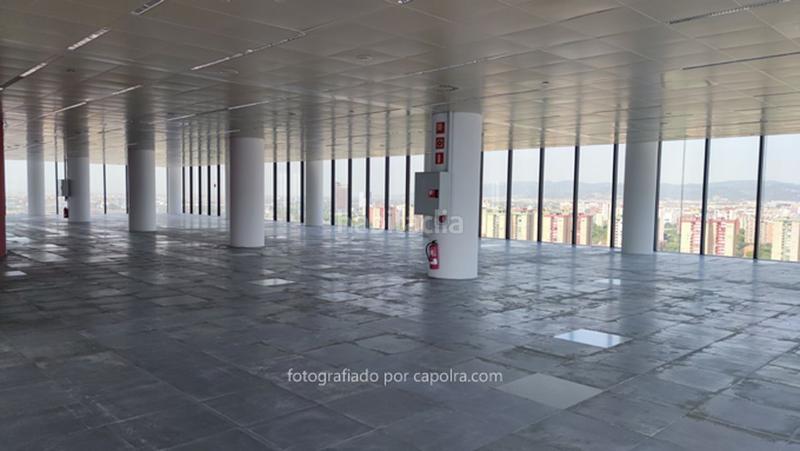 Foto 1bfba58f-b761-410e-8f0a-fdec3d3bb054. Miete büro mit heizung in Santa Eulàlia Hospitalet de Llobregat (L´)