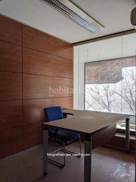 Foto ad4ebc1f-bb85-4d3a-8f18-c60adcb1de6f. Office space in dos de maig 292 in El Camp de l´Arpa del Clot Barcelona
