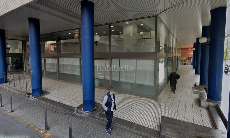 Foto 313b10df-4563-44a6-b87f-7962f1988334. Lloguer local comercial a Sants Barcelona