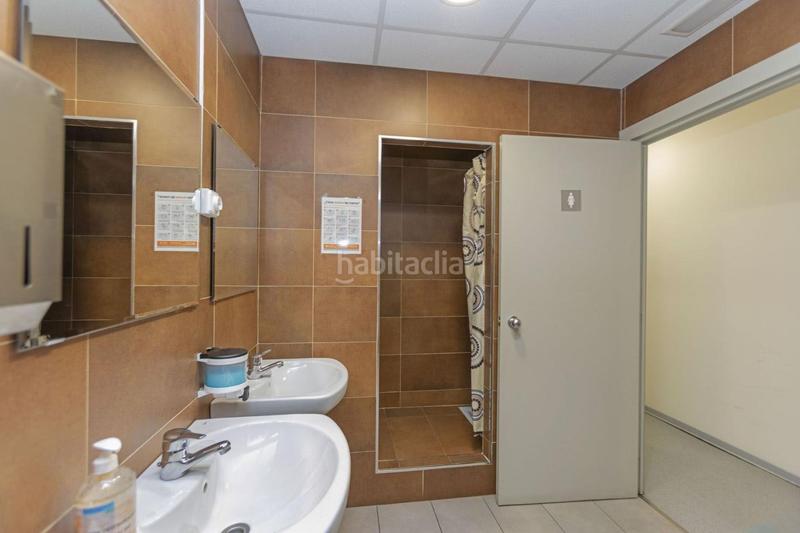 Foto 226c162f-b031-479e-8e6f-41272a75360b. Rent business premise in Sants Barcelona