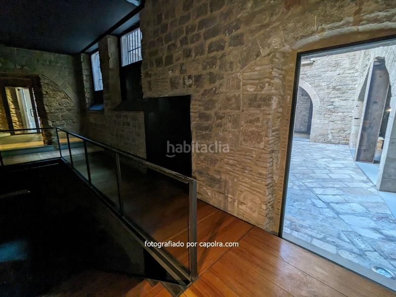 Foto 2e8b37e8-d44a-4587-9ce0-7d38f6e2bf69. Rent business premise in Gòtic Barcelona