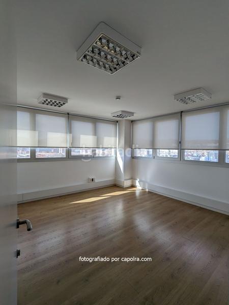 Foto 6ae52beb-a0b0-47be-b793-aab2e2470d11. Affitto ufficio con riscaldamento in La Sagrera Barcelona