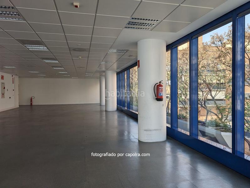 Foto 5ba2a806-593f-43d8-b3e5-e49ebea85dc9. Bureau dans dels vents 9 dans Montigalà Badalona