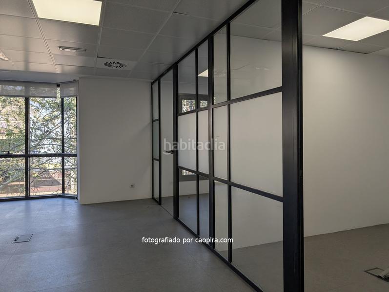 Foto 5373cc72-45f1-41ba-9039-2c3756640b6a. Location bureau avec chauffage dans Fort Pienc Barcelona